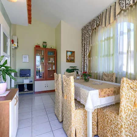 Casa de Férias Nena By Interhome Buje