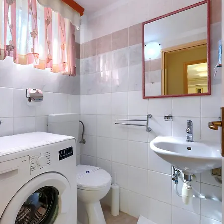 בית נופש Nena By Interhome *